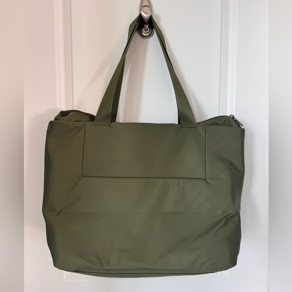 Away Olive Green Travel Tote Bag - Picture 3 of 4